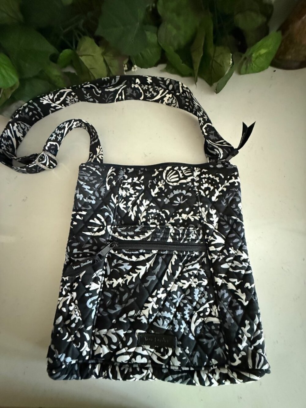 Vera Bradley Black & White Floral Quilted Crossbody Bag With Adjustable Strap An
